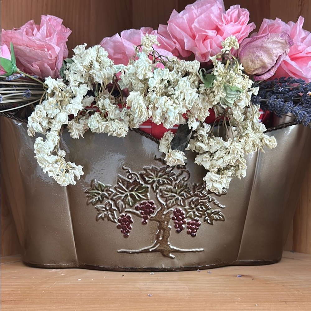 Chic Tin Planter with Embossed Gape Tree Vine